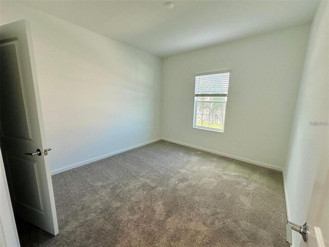 Building Photo - 2665 Armstrong Ave