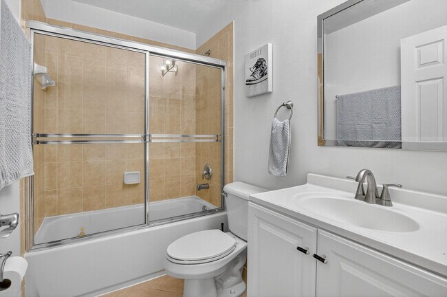 Building Photo - 22120 Majestic Woods Way