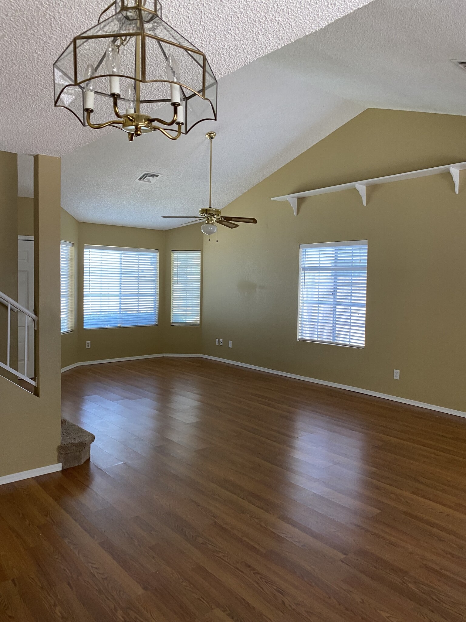 Building Photo - 5061 W Chicago Cir S