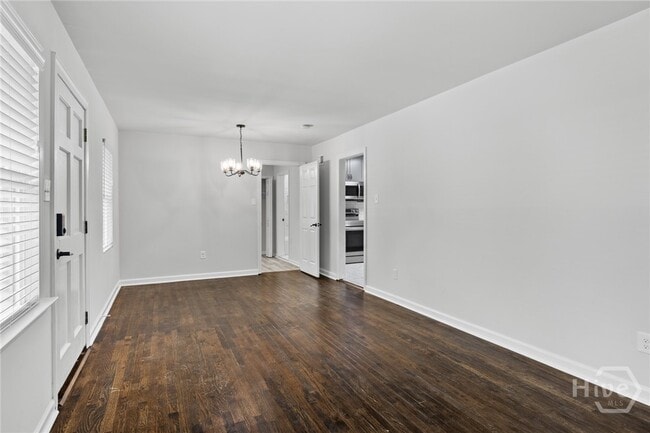 Building Photo - 1805 E 62nd St
