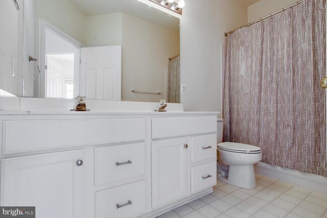 Building Photo - 6248 Levi Ct