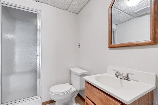 Building Photo - 1409 Oakhall Manor Ct