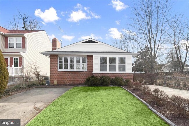Building Photo - 517 Winters Ln