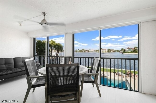 Building Photo - 9486 Gulf Shore Dr