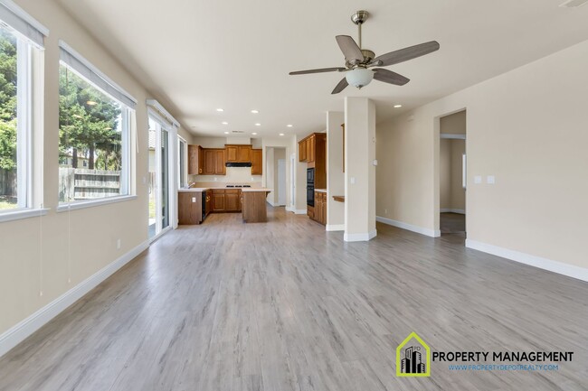 Building Photo - Luxury 5-BR Home Rental in Elk Grove