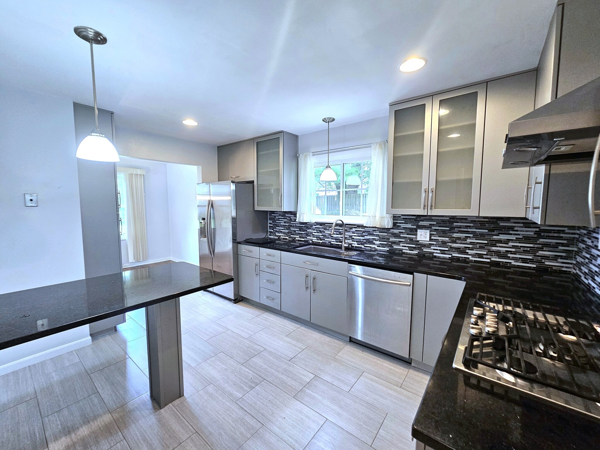 Main Level- Kitchen 12.2 x 9.10 - 172 Lincoln Hill Dr
