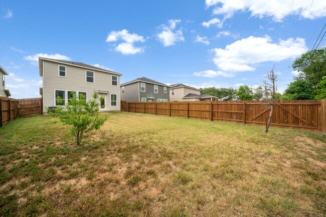 Building Photo - 3218 Comanche Crossing