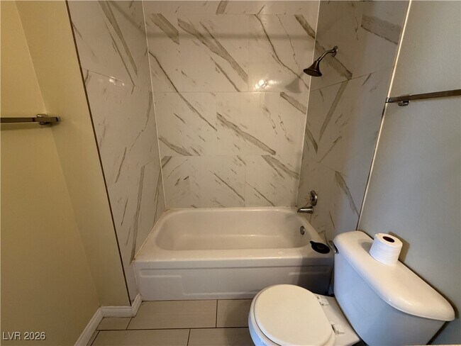 Building Photo - 4734 Roberta St