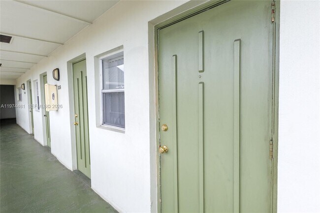 Building Photo - 4200 NW 3rd Ct