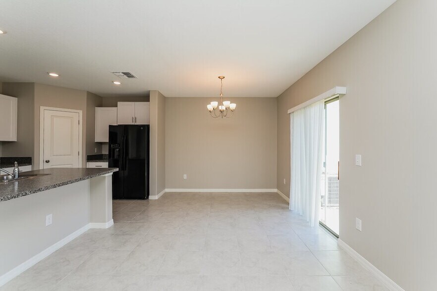 Building Photo - 4536 Eternal Prince Dr