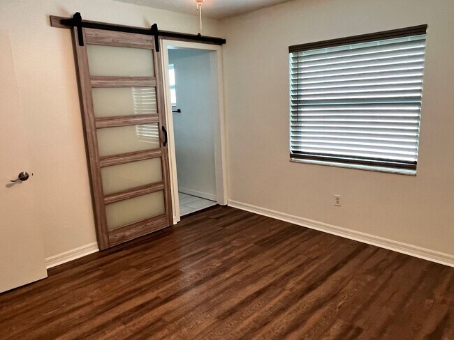Building Photo - Charming 3BR, 2BA home next to DeSoto Park