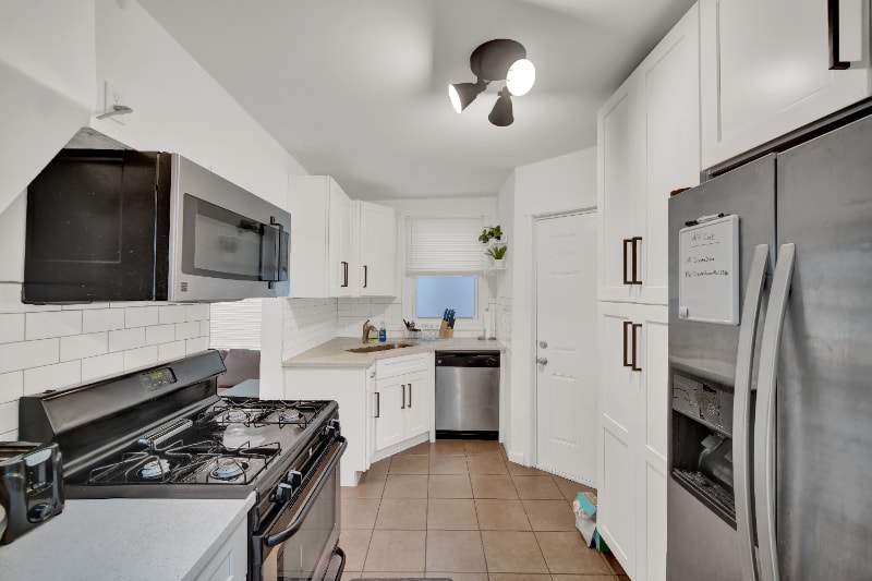 Building Photo - 1721 N Kimball Ave