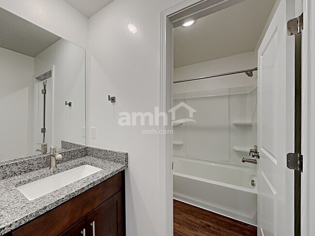 Building Photo - 6063 W Arranmore Dr