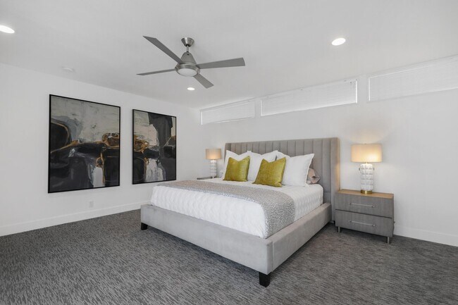 Building Photo - 76770 Lark Dr