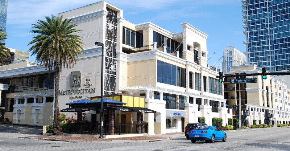 Metropolitan at Lake Eola - 151 E Washington St