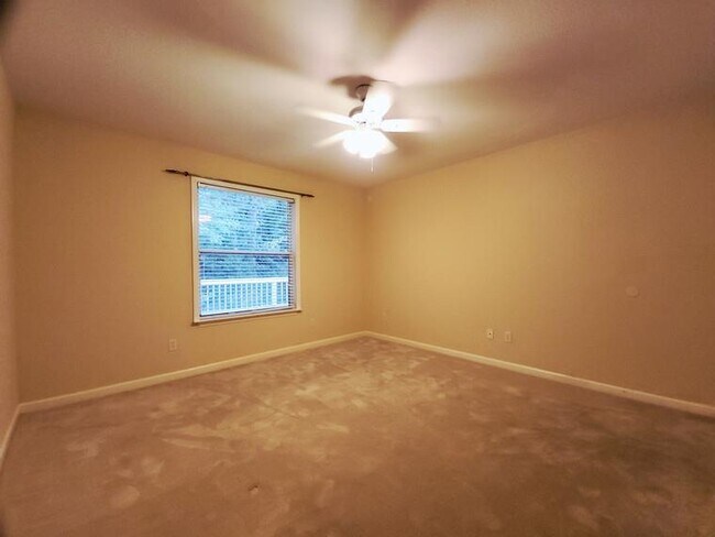Building Photo - 8520 Hannary Cir
