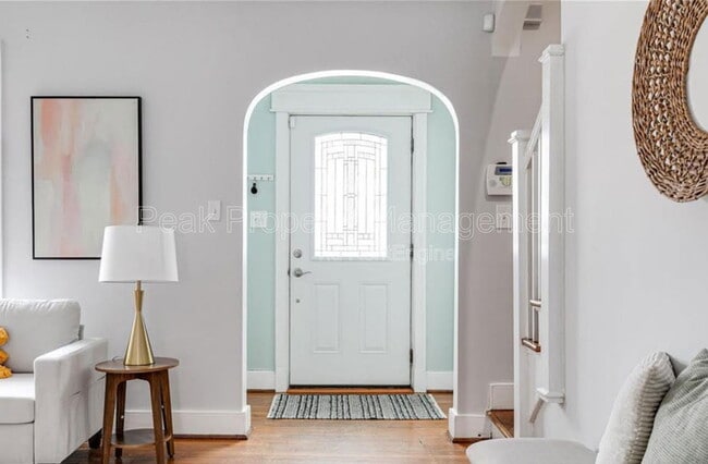 Building Photo - 4504 Hanover Ave