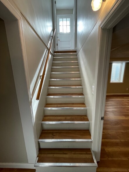 Building Photo - 1909 N 48th St