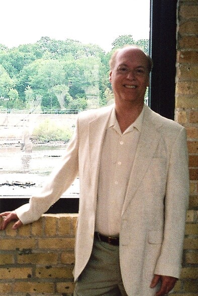 Building Photo - 2330 N Skylark Dr