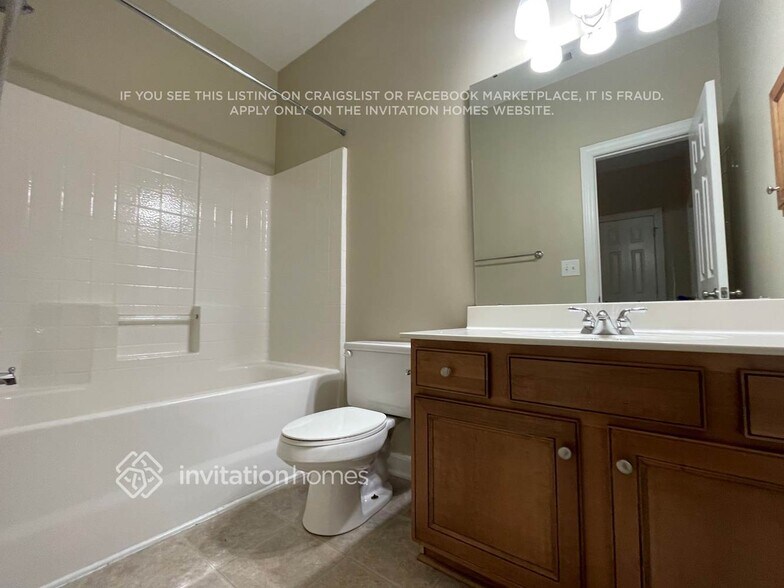 Building Photo - 8629 Covedale Crossings Cir