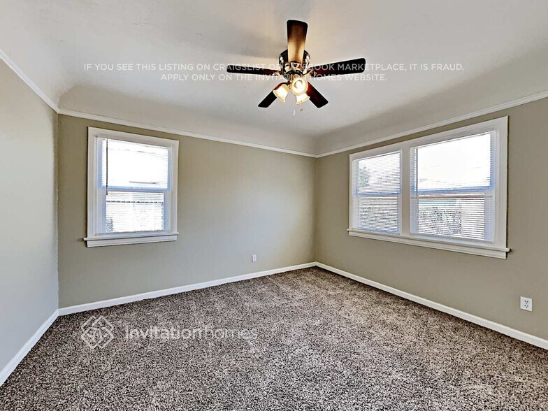 Building Photo - 2903 W 78th St