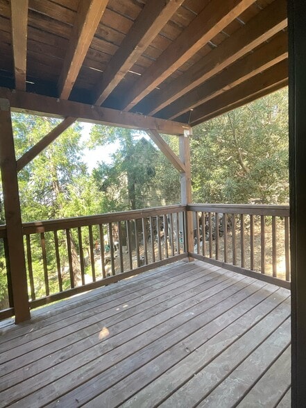 Building Photo - 134 Pine Ridge Rd