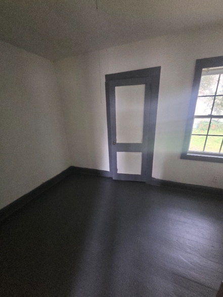 Building Photo - 801 S 7th St