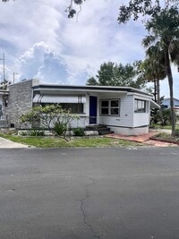 Building Photo - Regency Cove 55+ Gated Community - Stunnin...