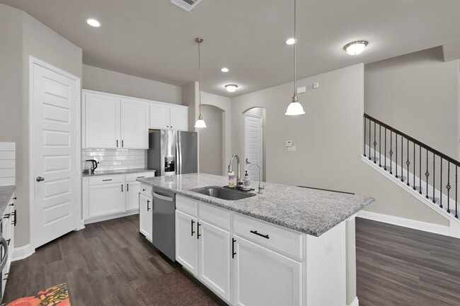 Building Photo - 17052 Easter Lily Dr