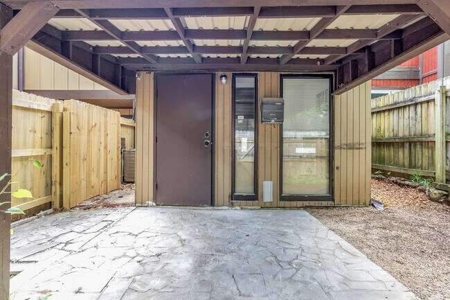 Building Photo - 1838 Quail Park Cir