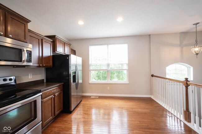 Building Photo - 12780 Tamworth Dr