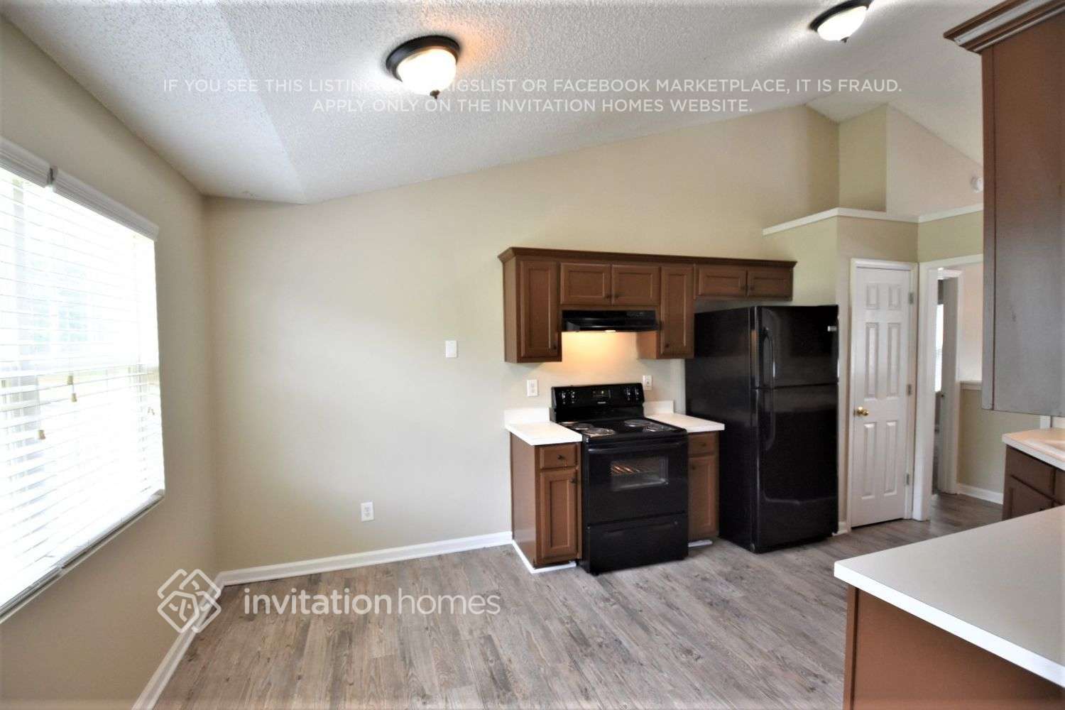 Building Photo - 176 Ashland Creek Ct