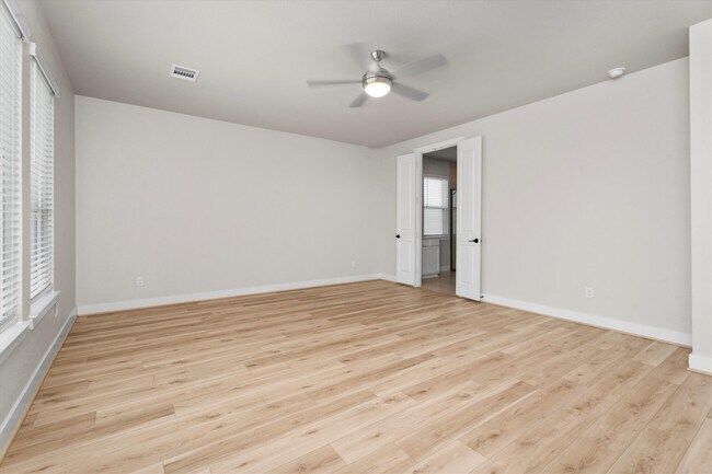Building Photo - 24126 Orchard Oriole Ct