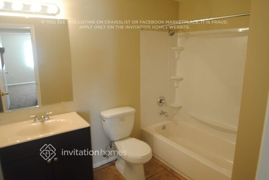 Building Photo - 6619 W Monte Vista Rd