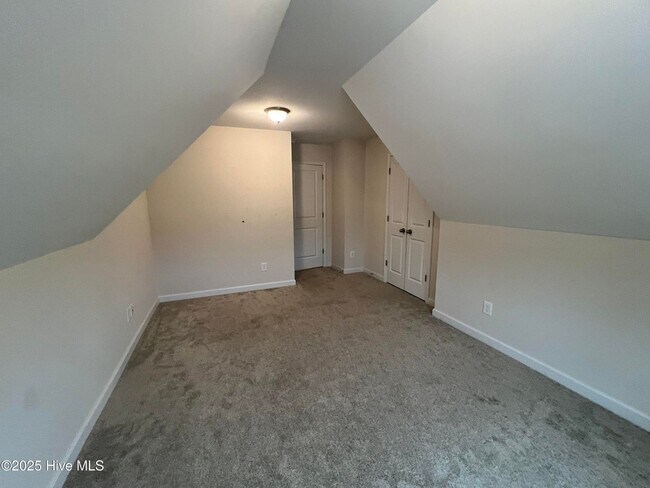 Building Photo - 616 Riggs Rd