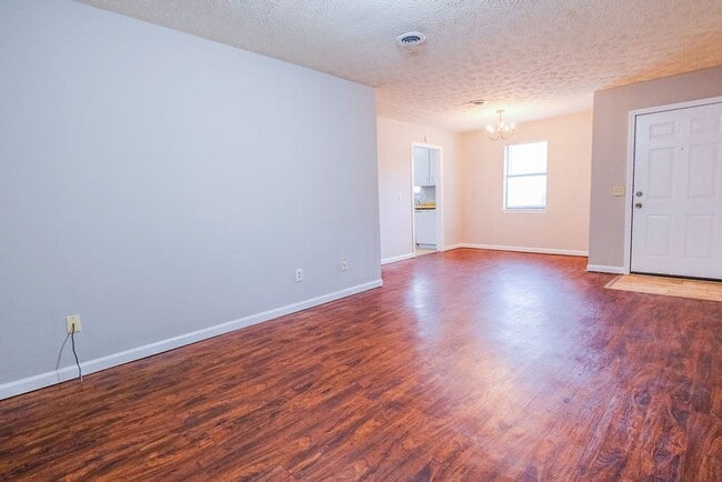 Building Photo - 119 St Andrews Ct