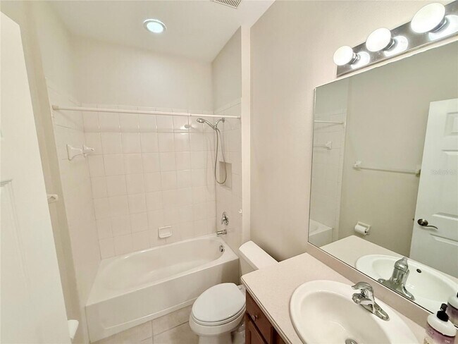 Building Photo - 11479 52nd Ct E