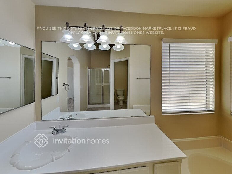 Building Photo - 18530 N 85th Ave