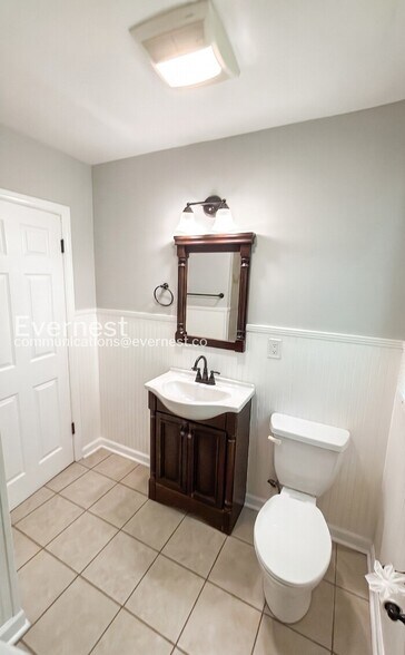 Building Photo - 3659 Thrushwood Dr