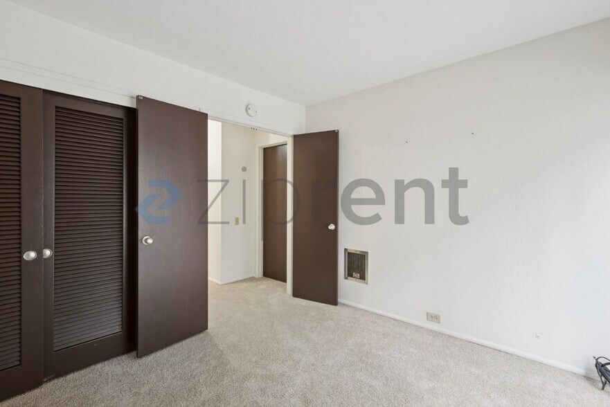 Building Photo - 365 Perkins St