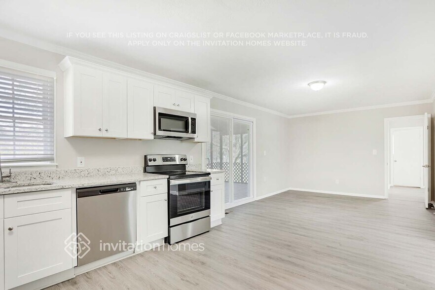 Building Photo - 2280 Sherwood Pl SW