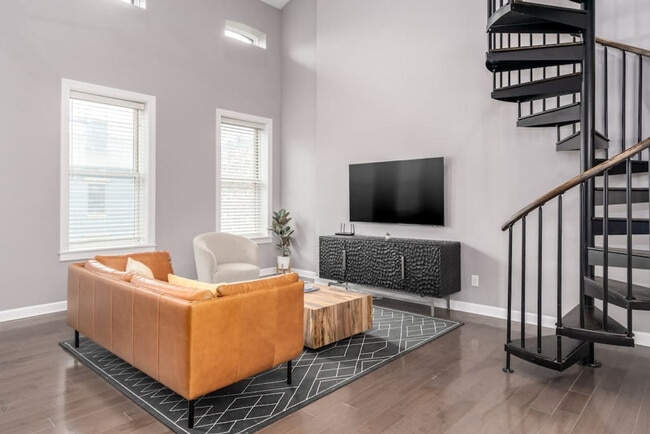 Building Photo - 1507 Race St