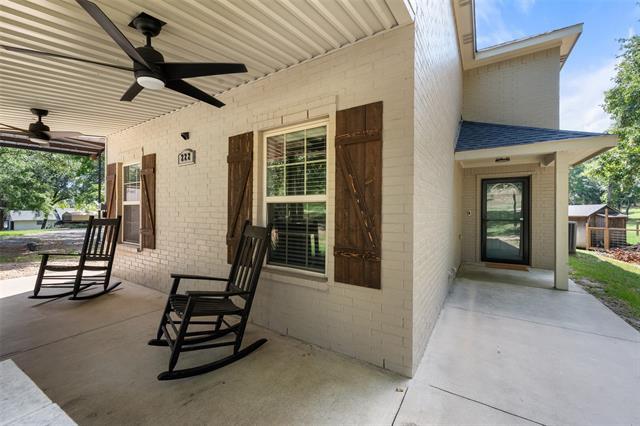 Building Photo - 222 Knights Cir