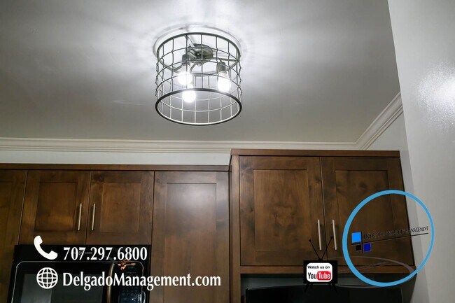 Building Photo - Glen Cove! Large renovated one bedroom one bath