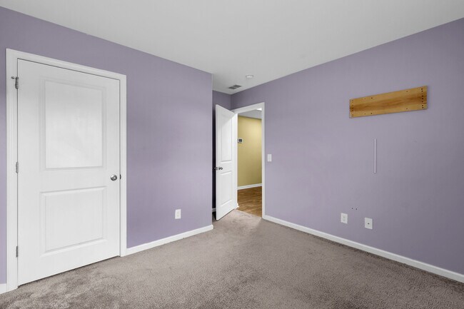 Building Photo - 233 Caribbean Village Dr
