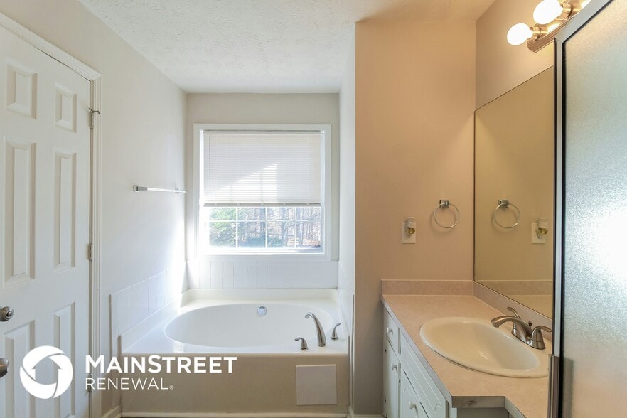 Building Photo - 830 Josh Ln