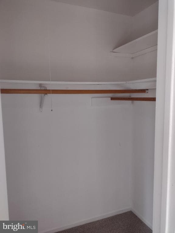 Building Photo - 83 Avon Ln