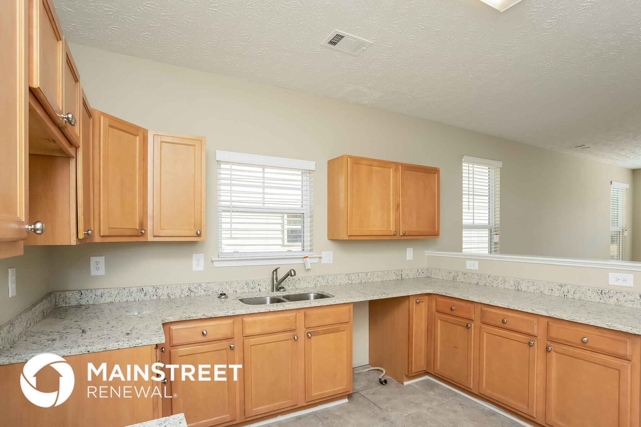 Building Photo - 4910 Heritage Cir