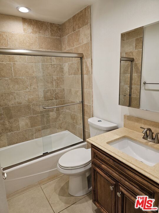 Building Photo - 15480 Antioch St