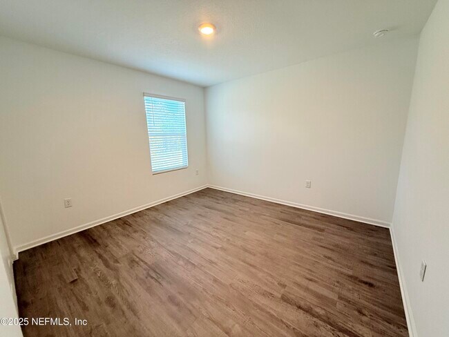 Building Photo - 2308 Shady Breeze Ln